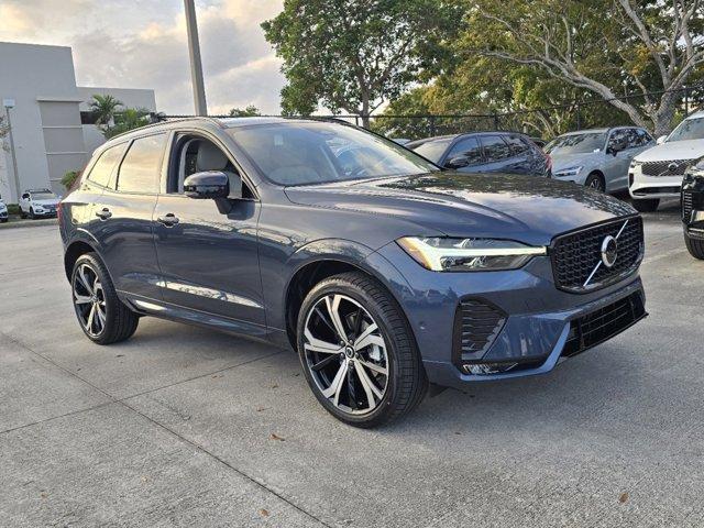 new 2025 Volvo XC60 car, priced at $59,910