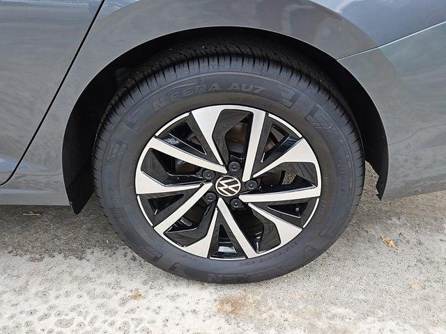 new 2025 Volkswagen Jetta car, priced at $23,000