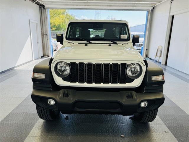 new 2025 Jeep Wrangler car, priced at $44,498