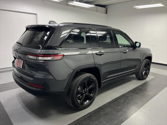 new 2024 Jeep Grand Cherokee car, priced at $37,498