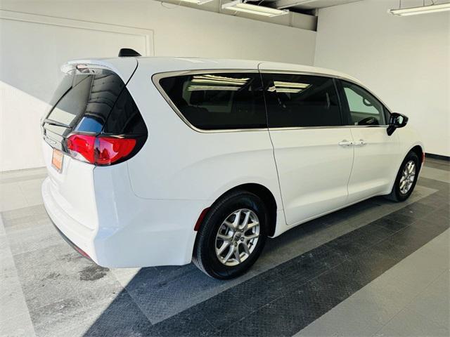 new 2025 Chrysler Voyager car, priced at $39,998