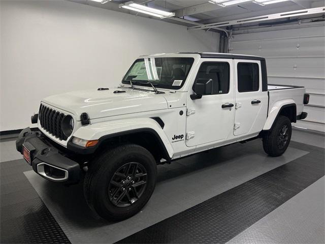 new 2024 Jeep Gladiator car, priced at $41,498