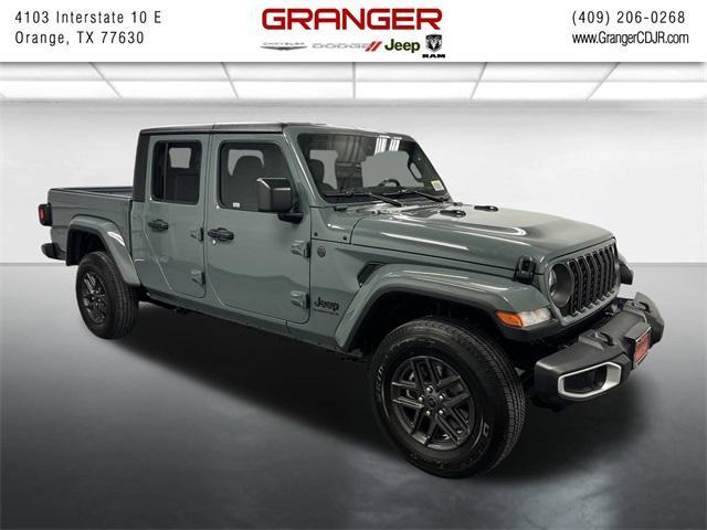 new 2024 Jeep Gladiator car, priced at $38,998