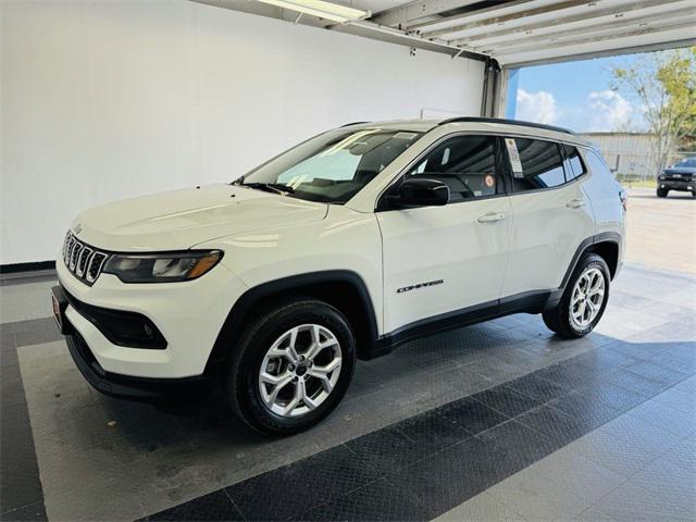 new 2025 Jeep Compass car, priced at $26,498