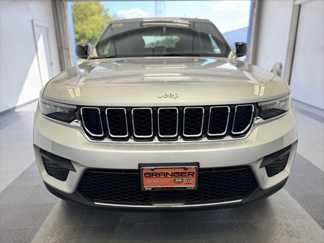 new 2025 Jeep Grand Cherokee car, priced at $29,498