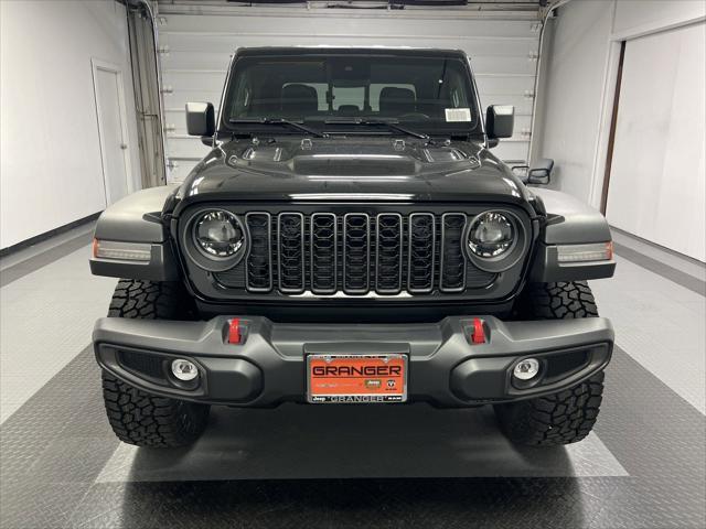 new 2024 Jeep Gladiator car, priced at $53,998