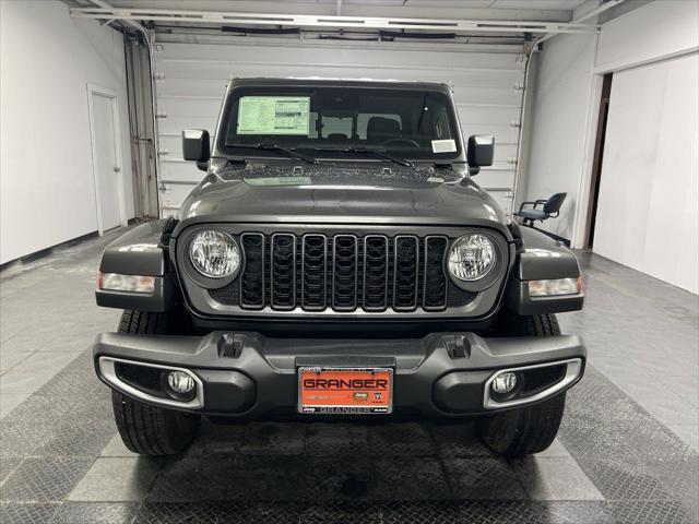 new 2024 Jeep Gladiator car, priced at $39,998