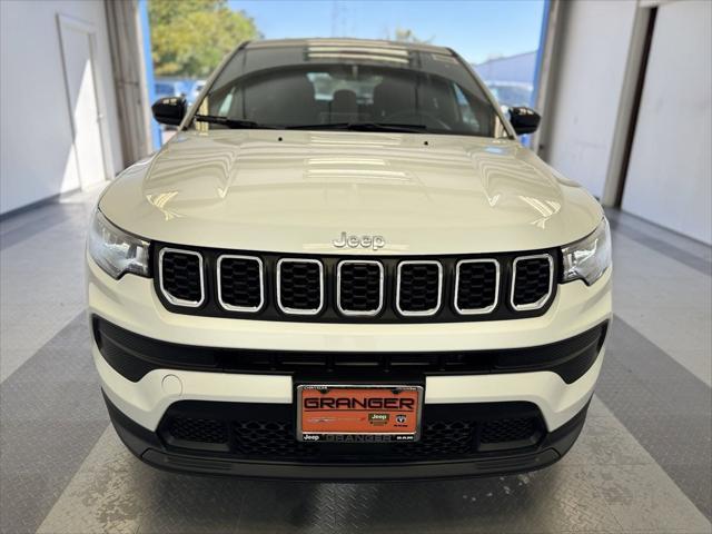 new 2025 Jeep Compass car, priced at $26,998