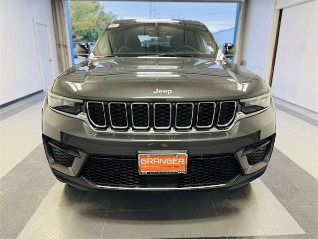 new 2025 Jeep Grand Cherokee car, priced at $34,998