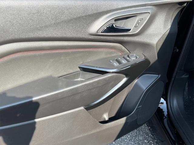 new 2025 Chevrolet Trax car, priced at $26,063