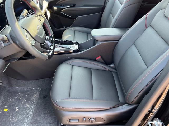 new 2025 Chevrolet Trax car, priced at $26,063