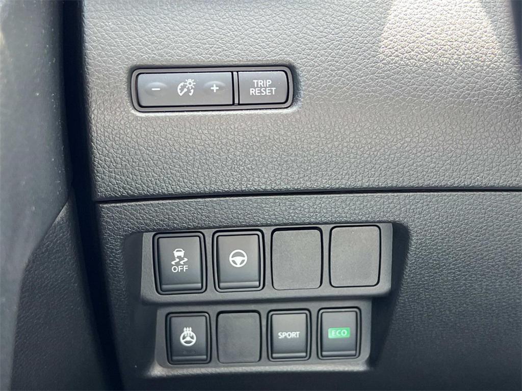 used 2020 Nissan Rogue Sport car, priced at $19,871