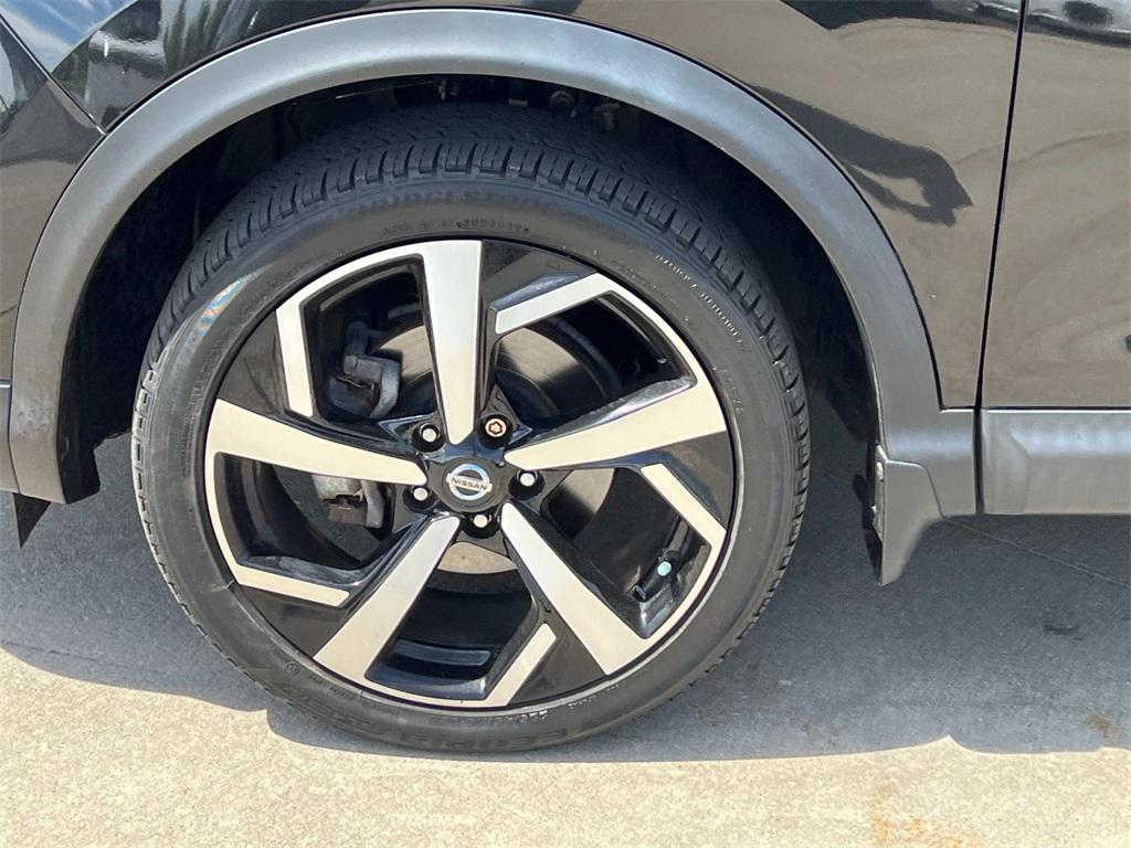 used 2020 Nissan Rogue Sport car, priced at $19,871