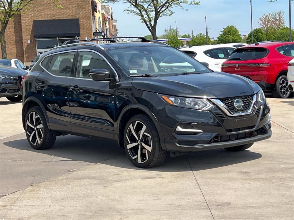 used 2020 Nissan Rogue Sport car, priced at $19,871