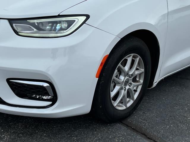 used 2024 Chrysler Pacifica car, priced at $33,295
