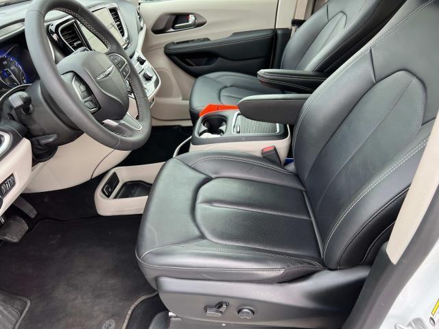 used 2024 Chrysler Pacifica car, priced at $33,295