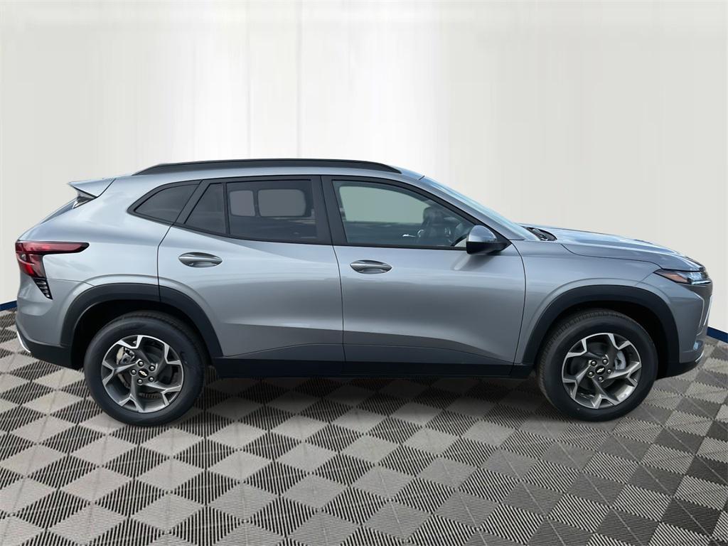 new 2025 Chevrolet Trax car, priced at $23,454