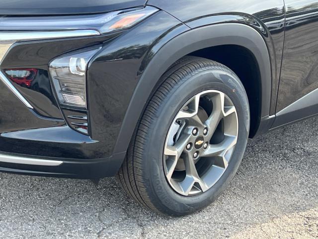 new 2025 Chevrolet Trax car, priced at $24,035