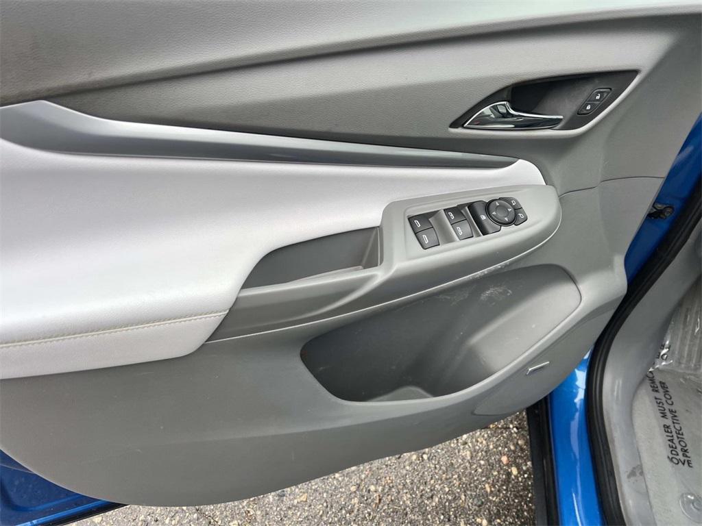 used 2023 Chevrolet Bolt EUV car, priced at $19,995