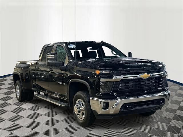 used 2024 Chevrolet Silverado 3500 car, priced at $69,985