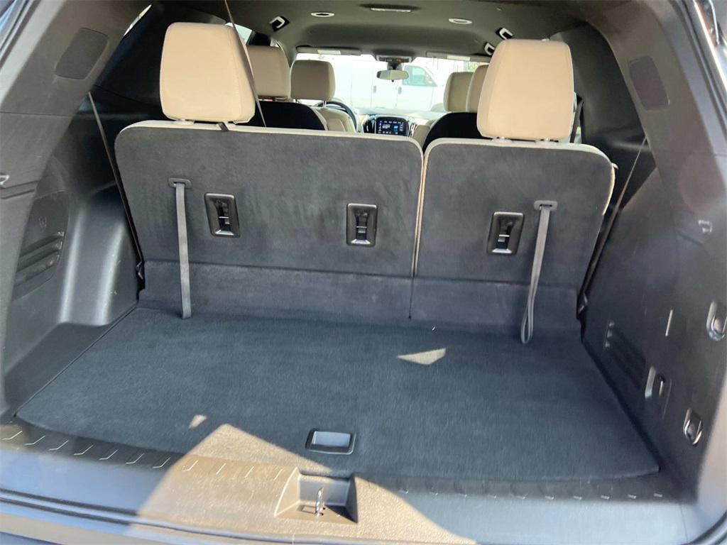 used 2023 Chevrolet Traverse car, priced at $31,493