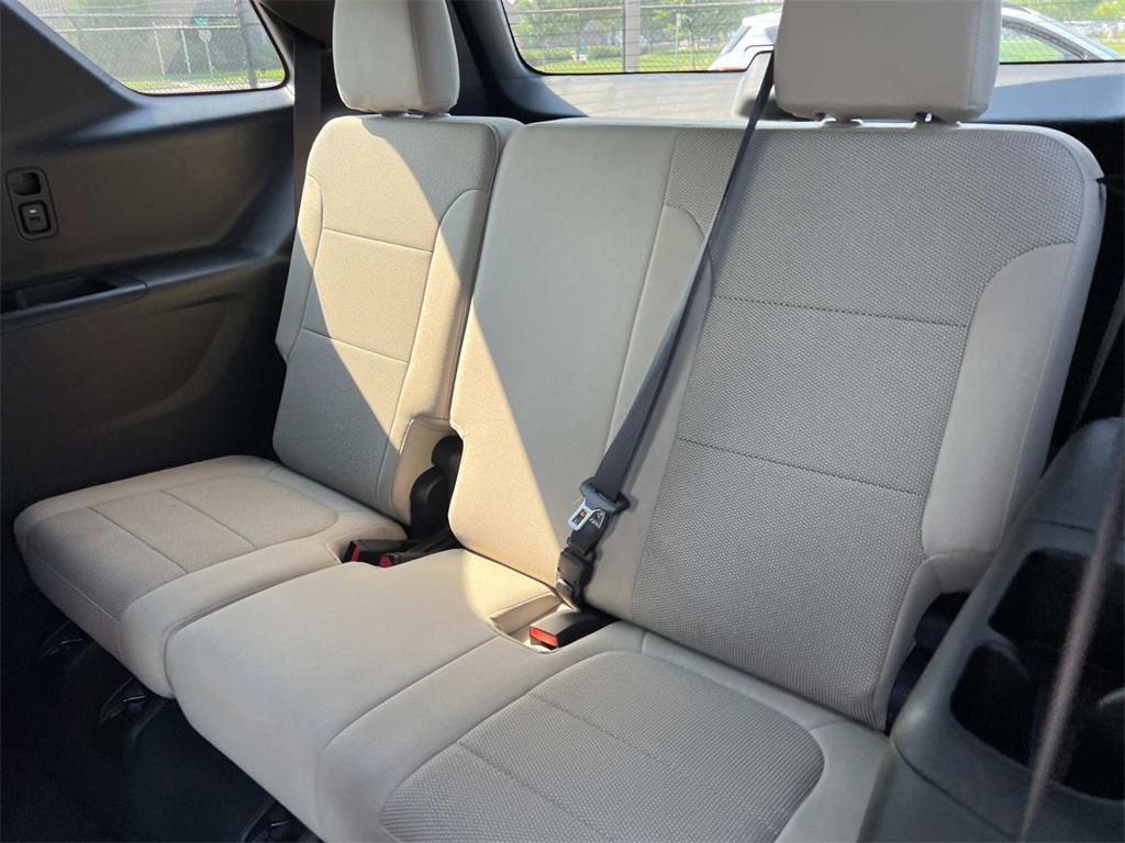 used 2023 Chevrolet Traverse car, priced at $31,493
