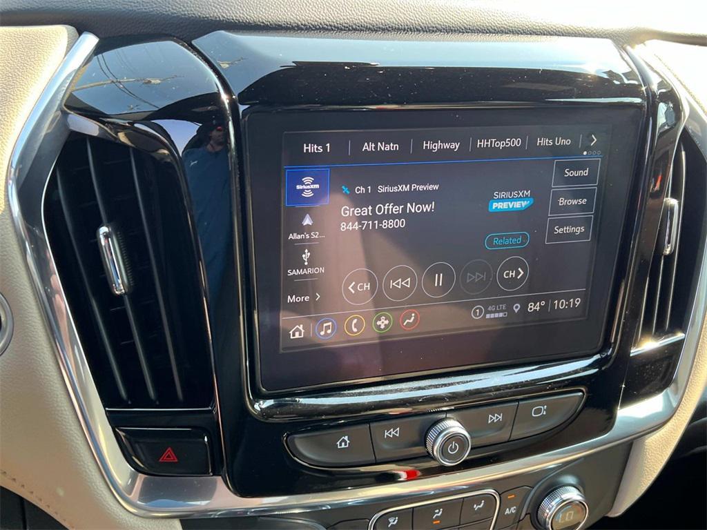 used 2023 Chevrolet Traverse car, priced at $31,493