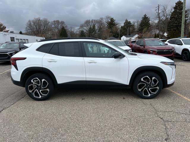 new 2025 Chevrolet Trax car, priced at $25,530