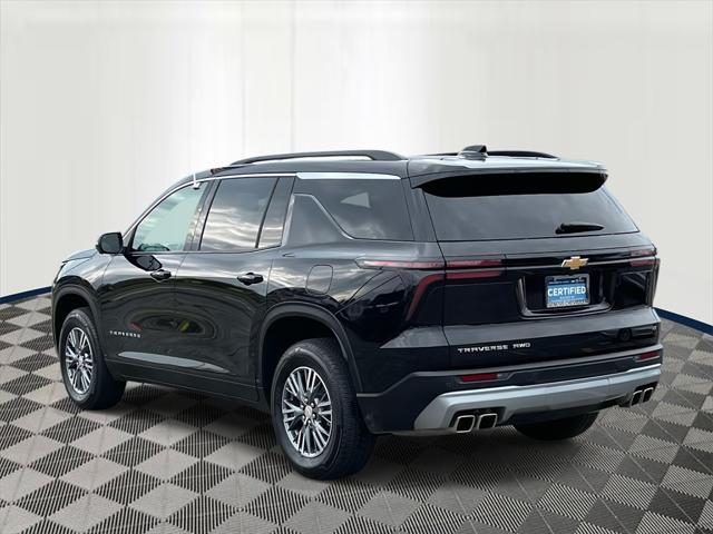 used 2024 Chevrolet Traverse car, priced at $43,995
