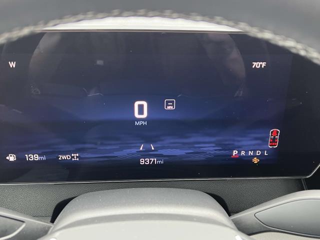 used 2024 Chevrolet Traverse car, priced at $43,995