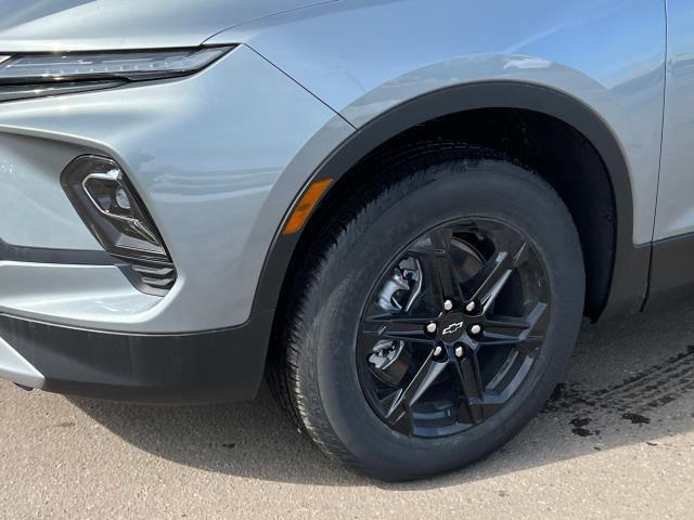 new 2025 Chevrolet Blazer car, priced at $38,153