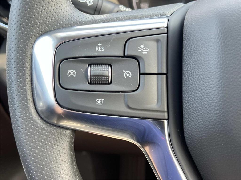 new 2025 Chevrolet Blazer car, priced at $35,980