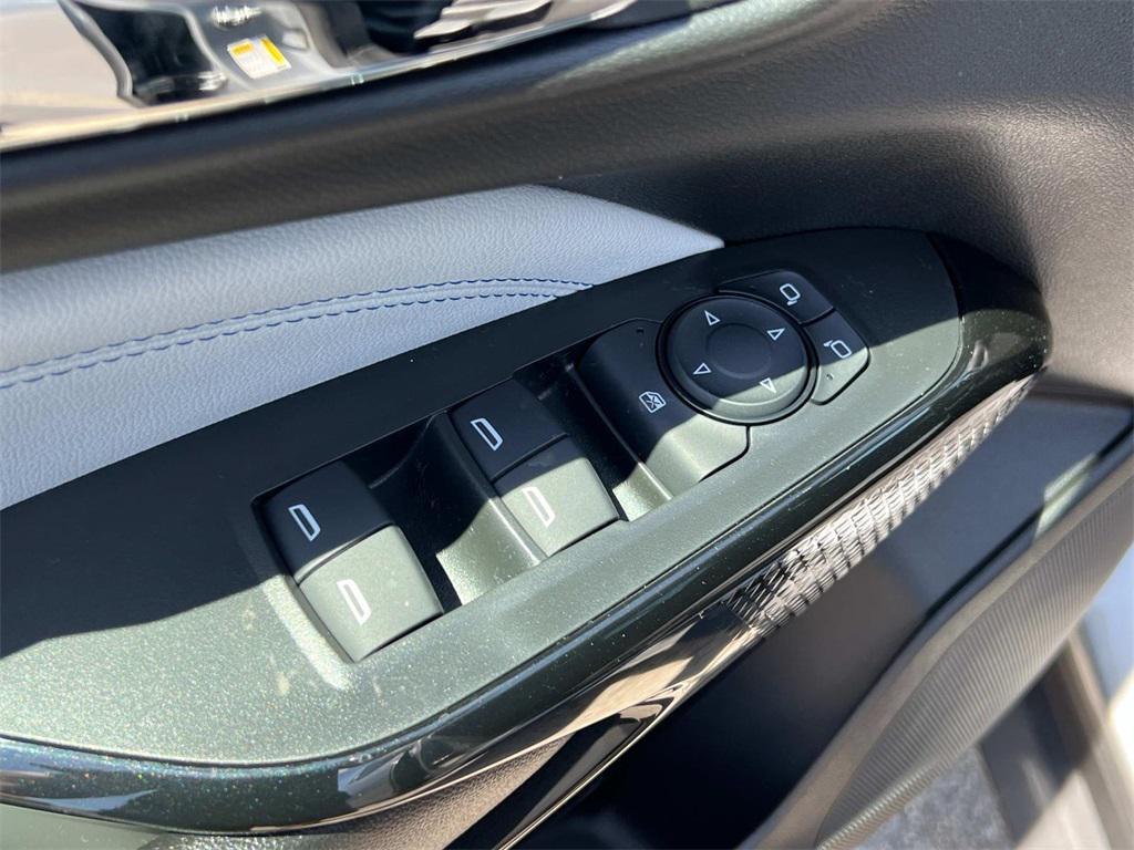 new 2025 Chevrolet Trax car, priced at $24,148