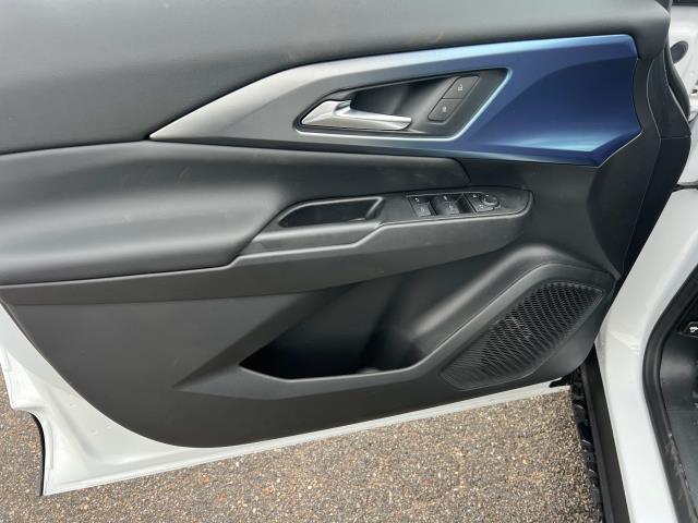new 2025 Chevrolet Equinox EV car, priced at $40,940