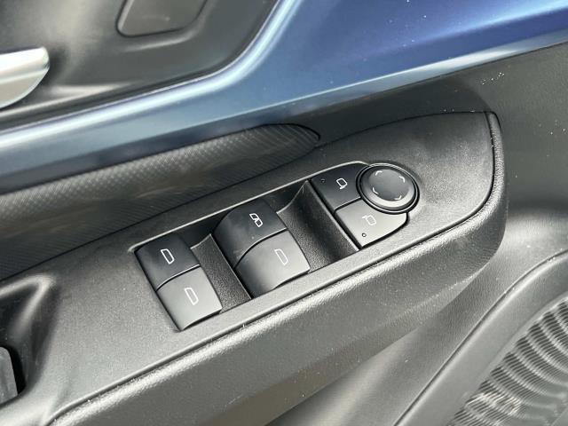 new 2025 Chevrolet Equinox EV car, priced at $40,940