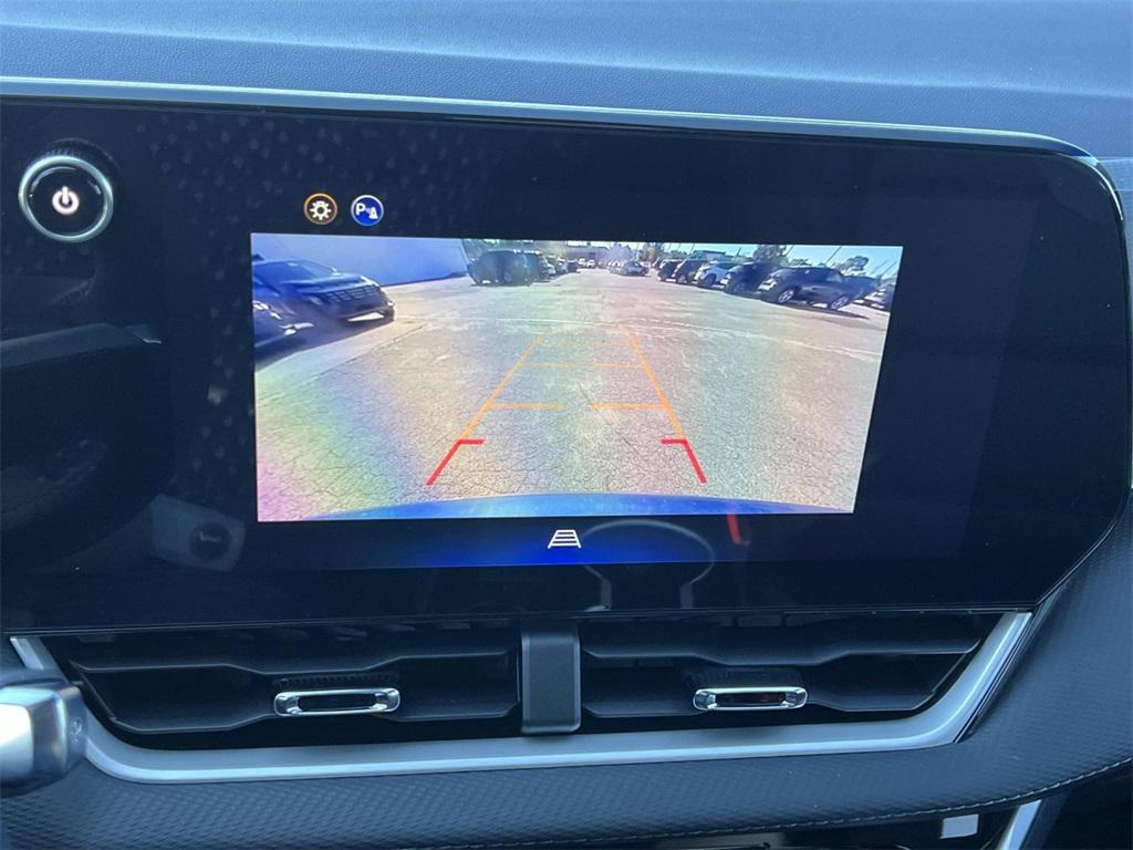 new 2026 Chevrolet Equinox car, priced at $30,454