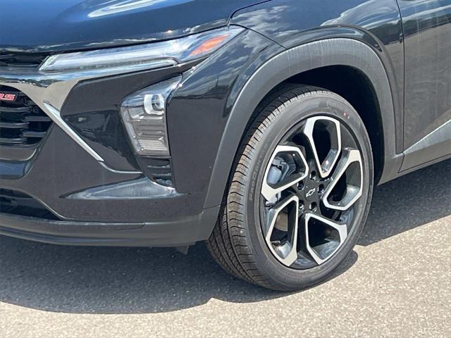 new 2025 Chevrolet Trax car, priced at $26,076