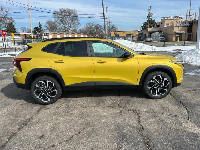 new 2025 Chevrolet Trax car, priced at $25,923