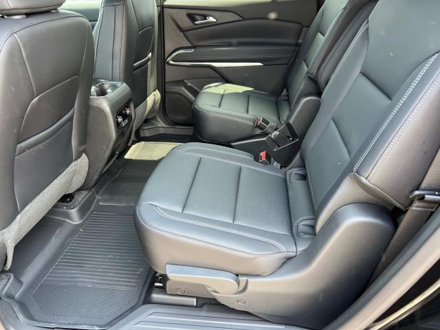 new 2025 Chevrolet Traverse car, priced at $42,354
