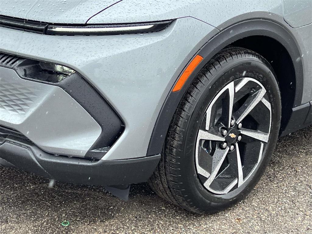 new 2026 Chevrolet Equinox EV car, priced at $38,165
