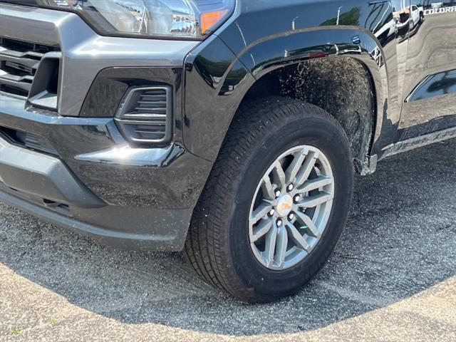 new 2025 Chevrolet Colorado car, priced at $38,534