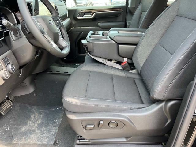 new 2025 Chevrolet Silverado 1500 car, priced at $52,439