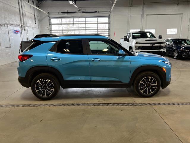 new 2025 Chevrolet TrailBlazer car, priced at $26,818