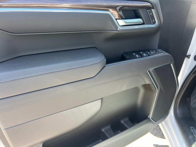 new 2025 Chevrolet Silverado 1500 car, priced at $50,711