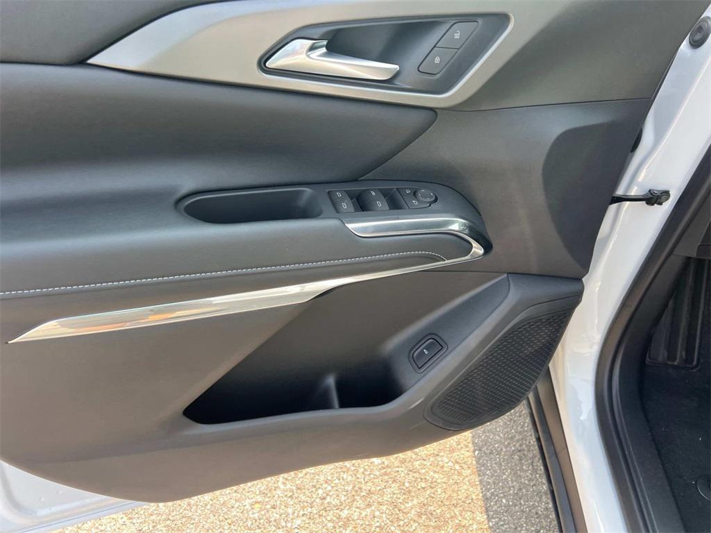 new 2025 Chevrolet Traverse car, priced at $40,507