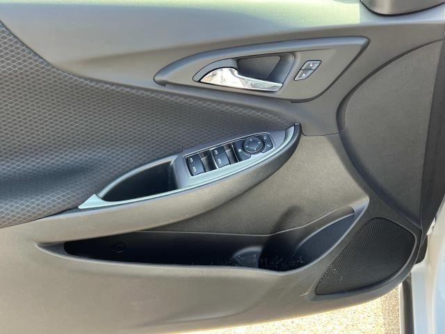 new 2025 Chevrolet Malibu car, priced at $25,655