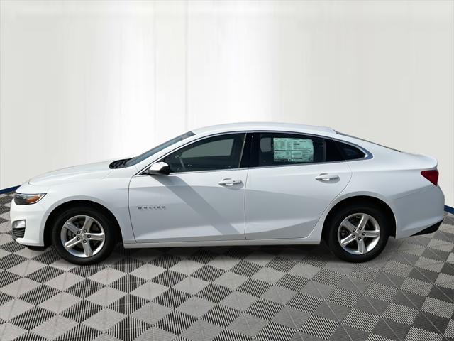 new 2025 Chevrolet Malibu car, priced at $25,655