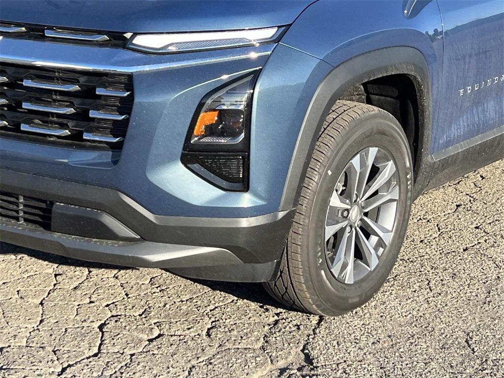 new 2026 Chevrolet Equinox car, priced at $28,664