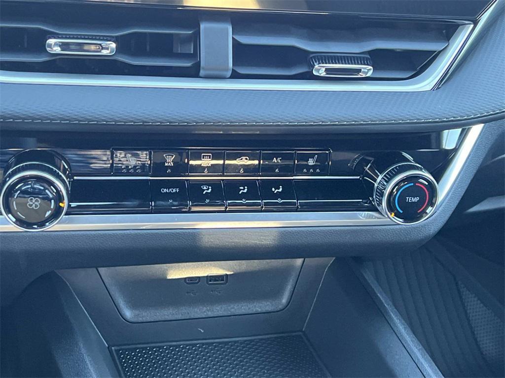 new 2026 Chevrolet Equinox car, priced at $28,664