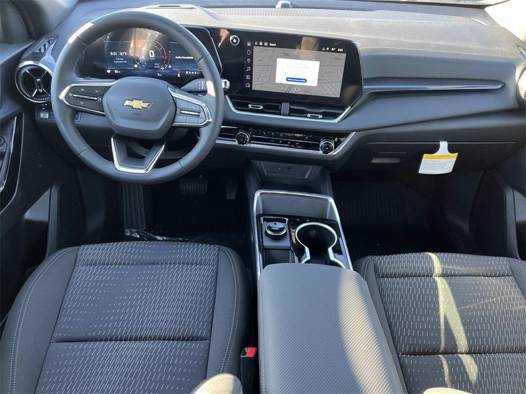 new 2026 Chevrolet Equinox car, priced at $28,664